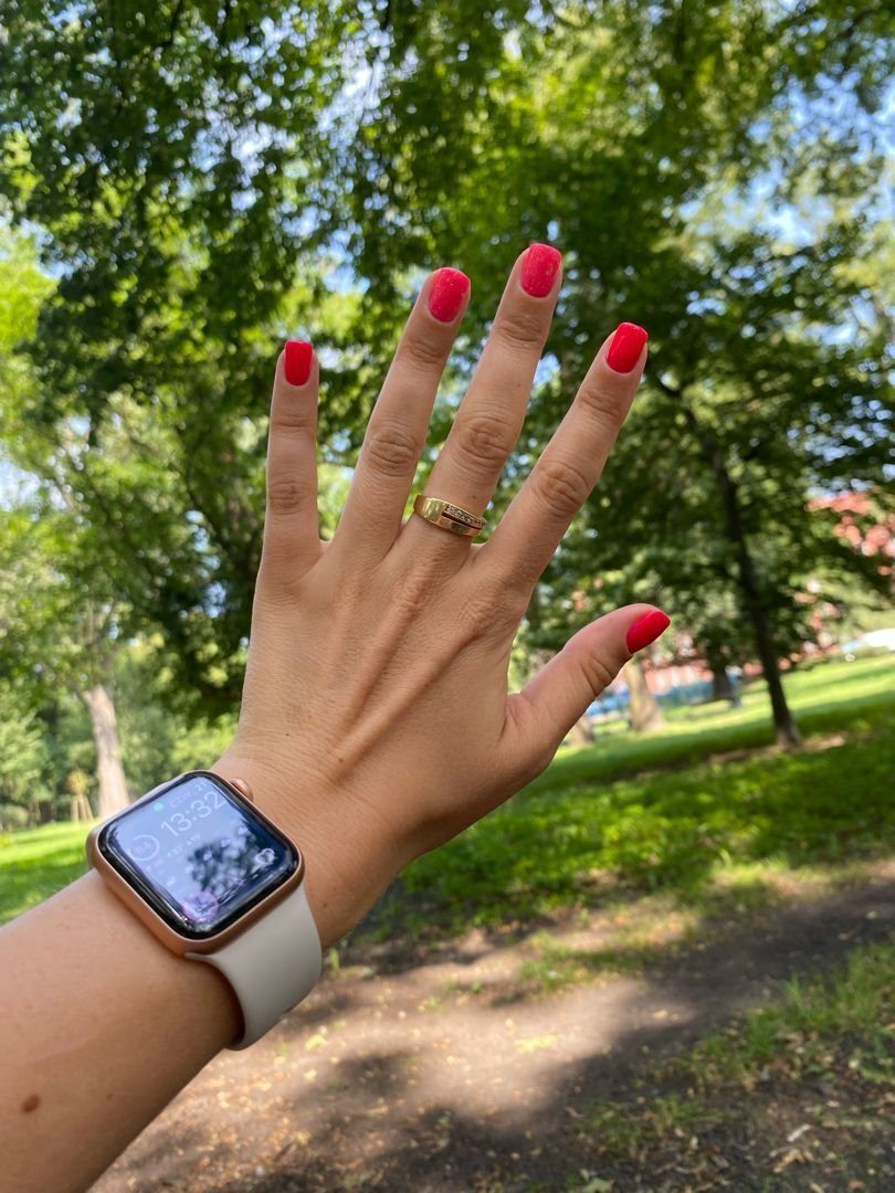 Manicure czerwony hybrydowy Szczecin